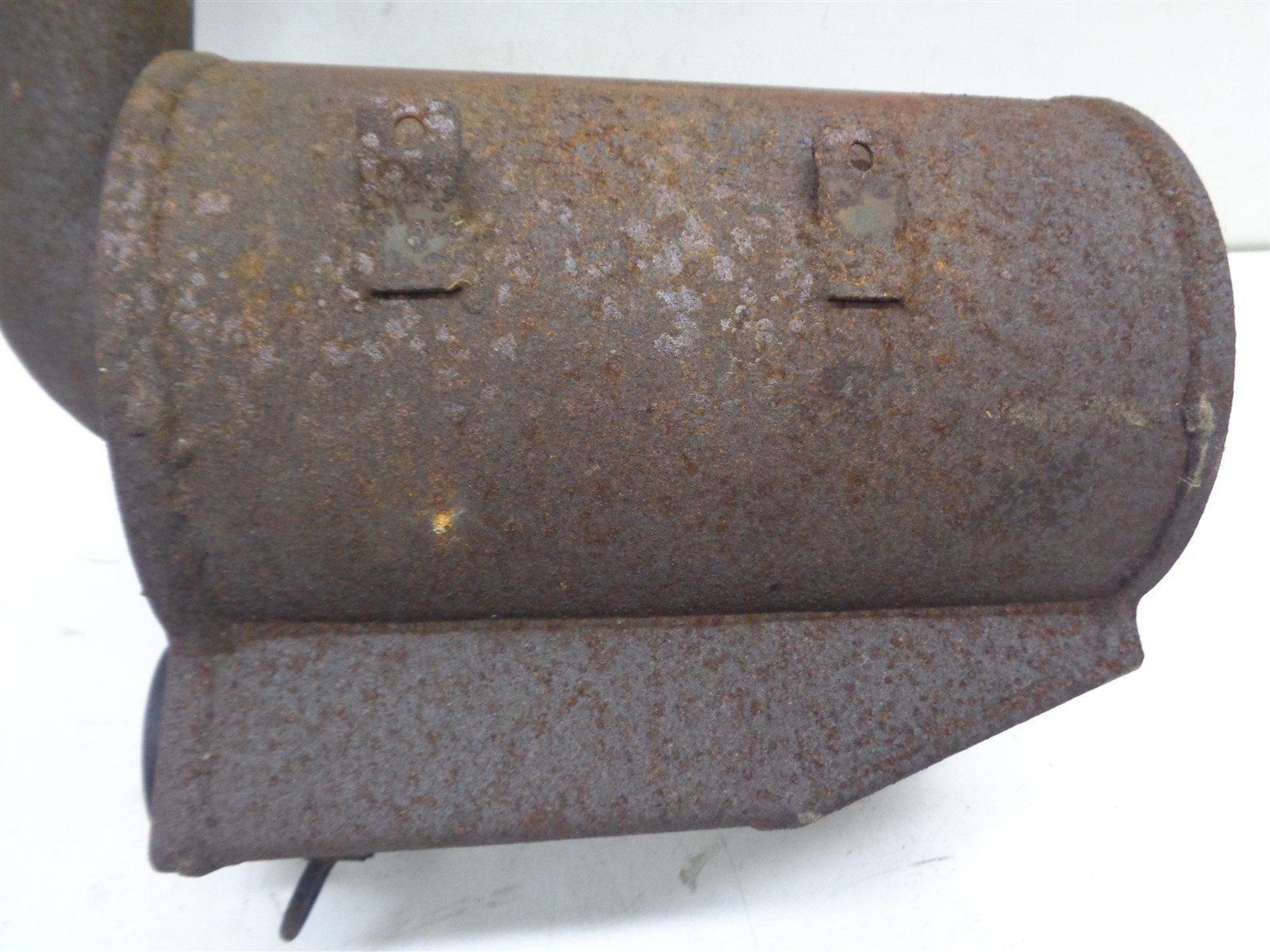 1999 Polaris RMK 600 Exhaust Muffler Resonator Silencer Can 1260808-029