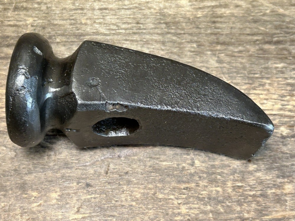 Antique 2 1/2 lb Cobblers Hammer Head