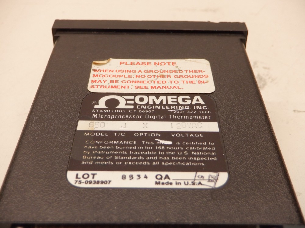 OMEGA ENGINEERING TYPE J THERMOCOUPLE THERMOMETER MODEL 650
