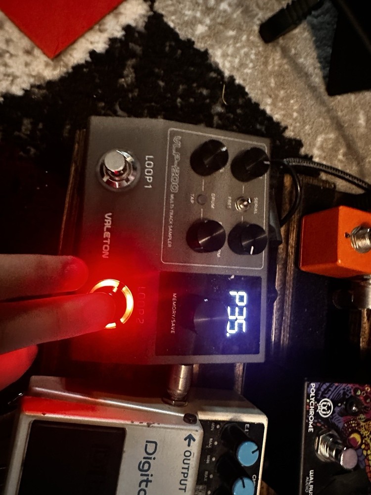 Valeton VLP-200 Multi-Track Sampler Looper Effects Pedal