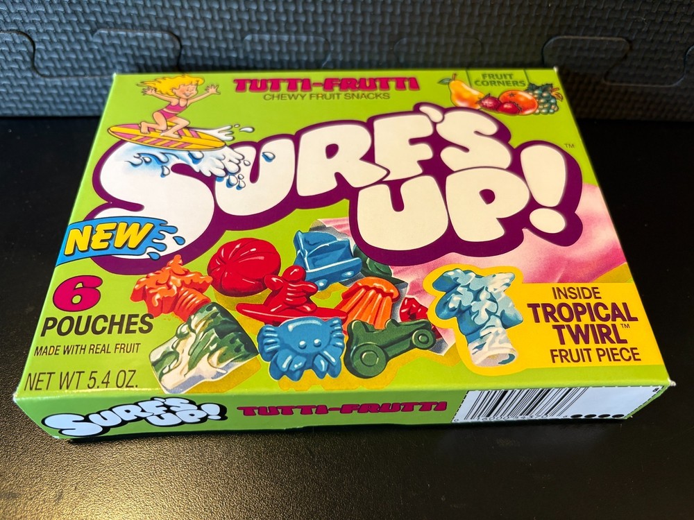 Surfs Up fruit snacks - Empty custom design display box