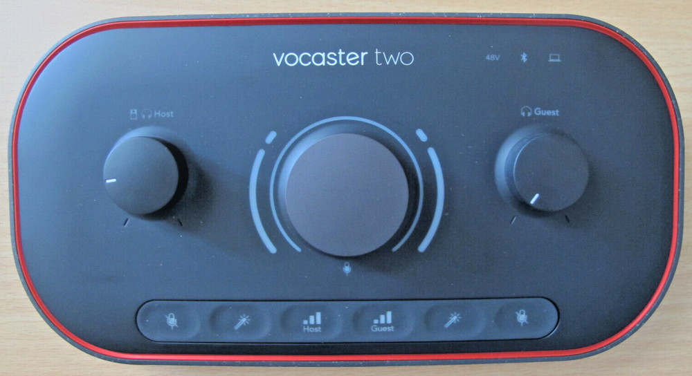 Focusrite Vocaster Two Podcast Interface Solo Content Creators Open Box