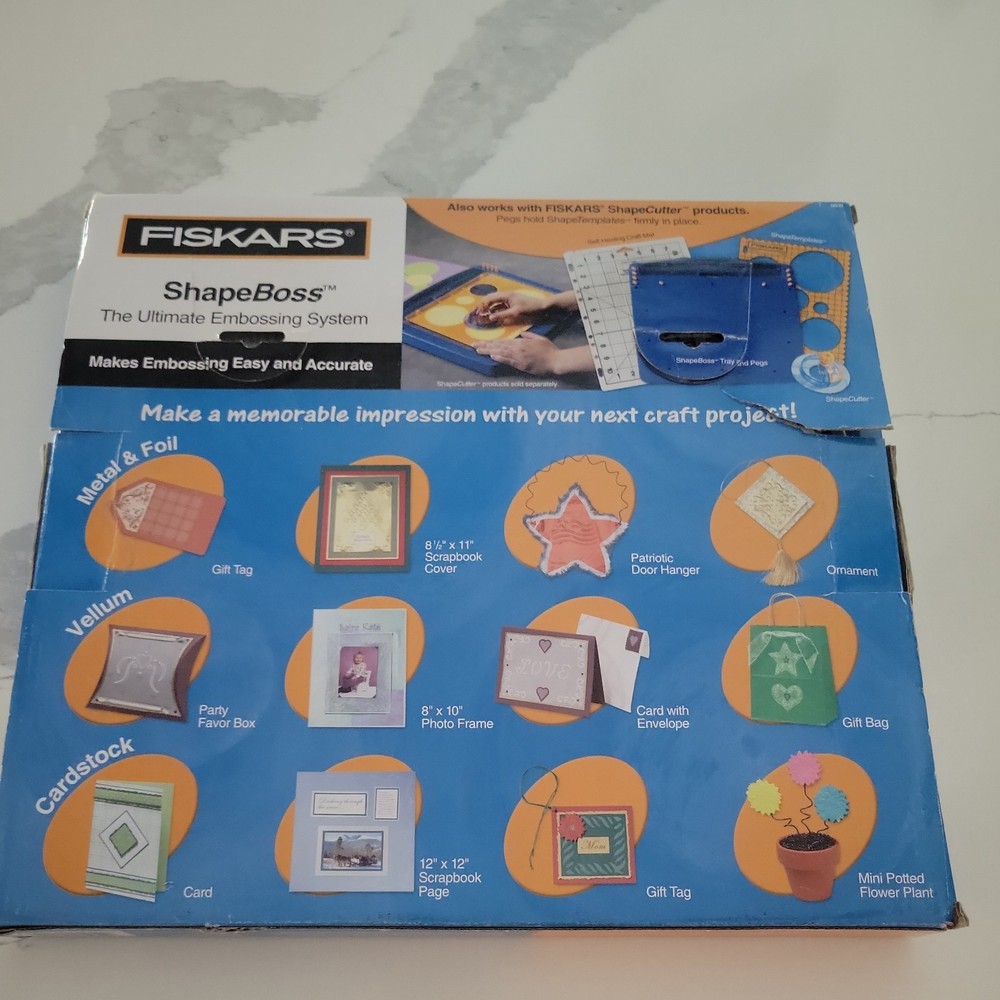 NIB FISKARS Shape Boss Ultimate Embossing System CREATE PROJECTS 3 EASY STEPS