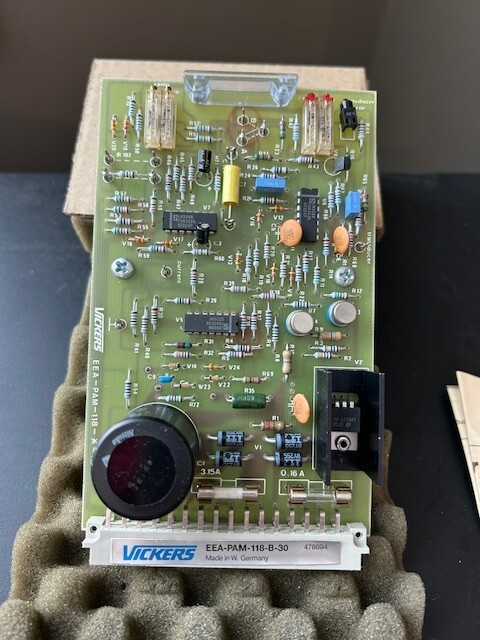NEW VICKERS EEA-PAM-118-B-30 NEW