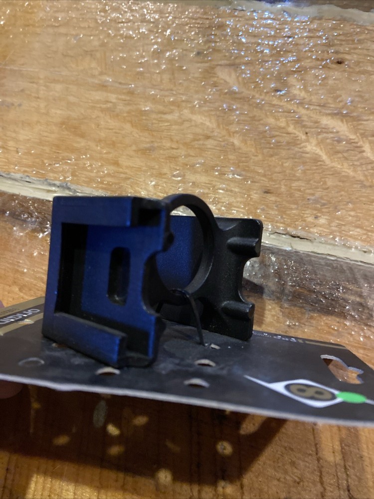 Origin8 Propulsion Quick Snap Threadless Steerer Mount w/5mm bolt.