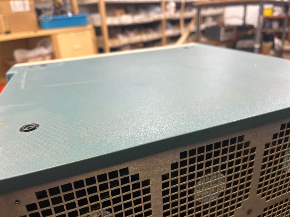 9BB Tektronix TLA 715 Logic Analyzer