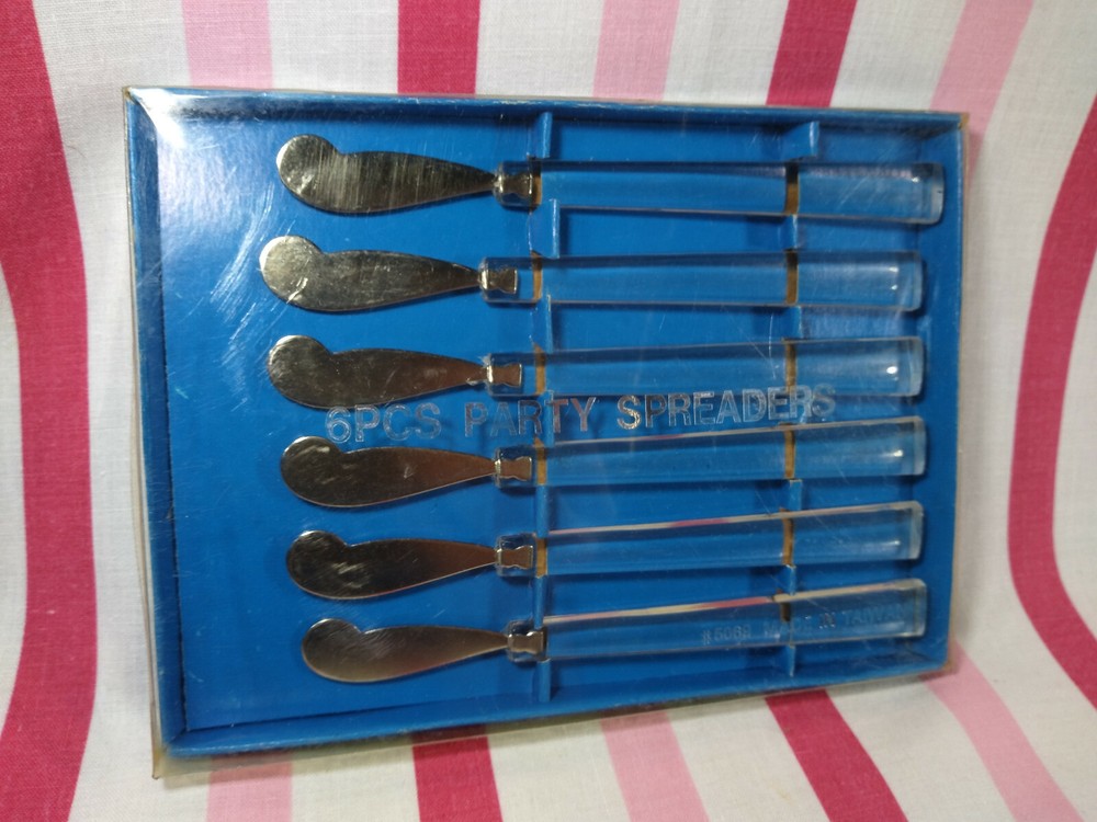 Mid Century MoDern 6pc Lucite Handle Appetizer Spreaders + Box Stainless Taiwan