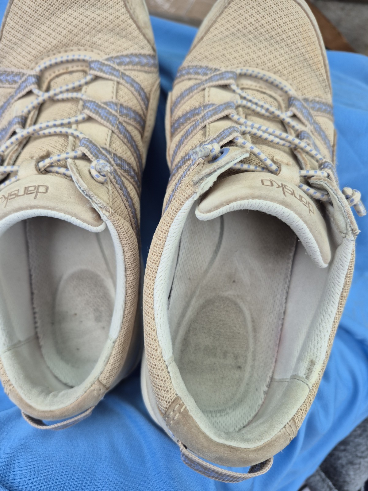 Dansko Harlyn Women's Casual Shoes, Sand Suede, 37 6.5