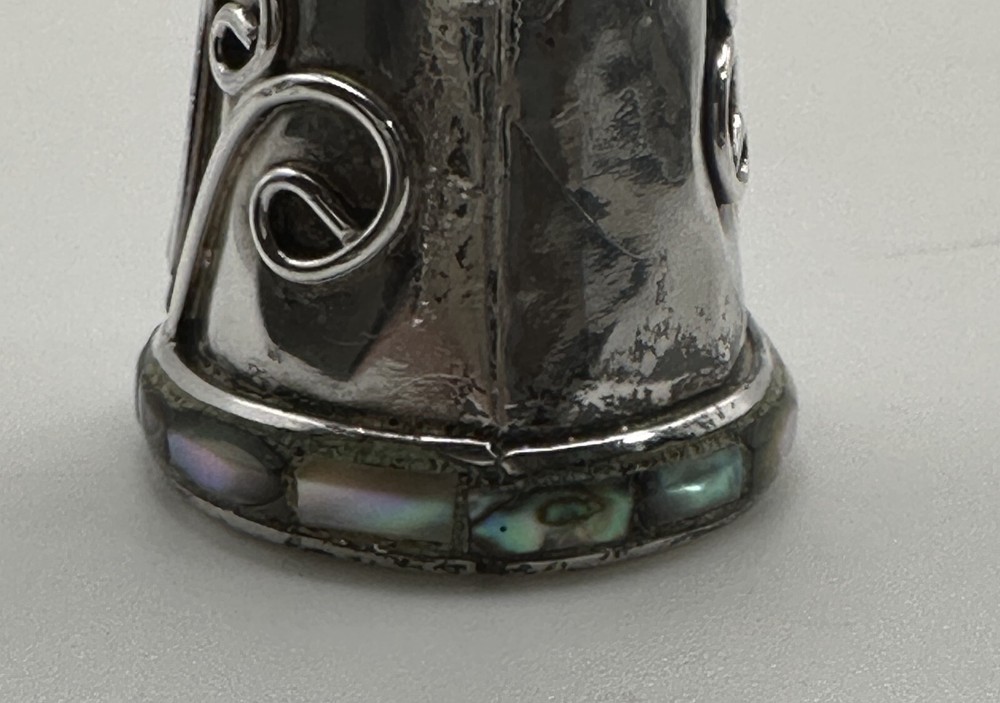 Mexico Silver Thimble With Abalone Trim and Wire Scroll Design on Two Sides