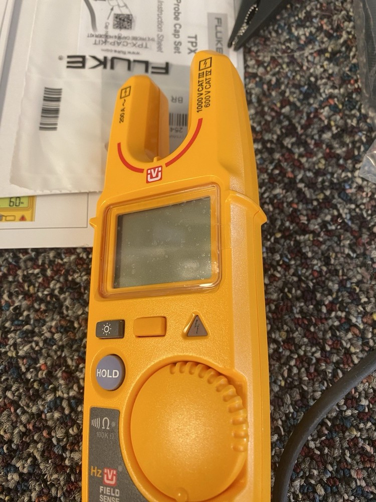 Fluke T6-1000PRO - Electrical Tester