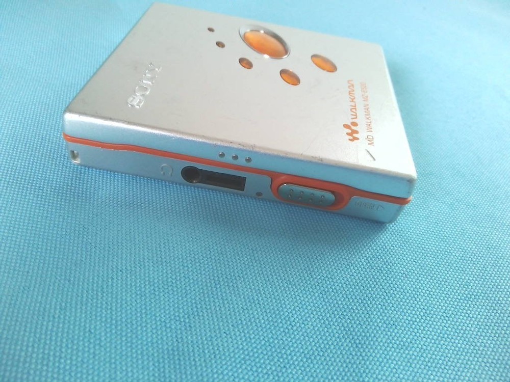 Used Sony MZ-E520 MD Walkman Portable MD Player Confirmed Working Only Unit