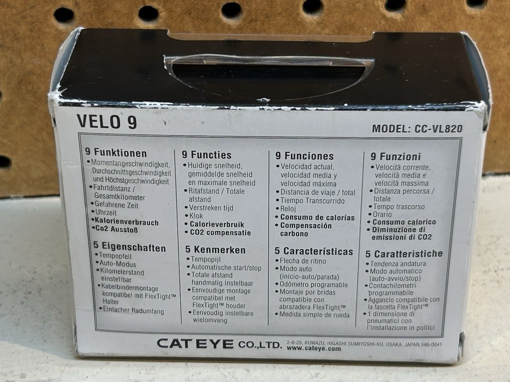 CatEye Velo 9 CC-VL820 Bicycle Computer Wired 9 Function Calorie Consumption