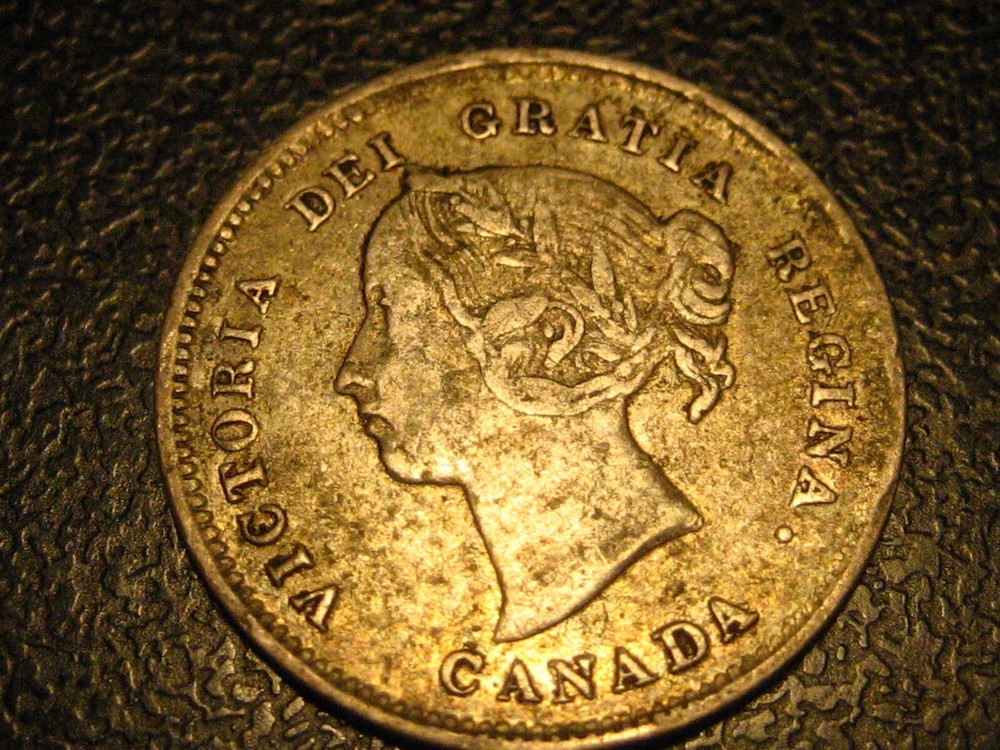 1886 Small 6 Canadian Five Cent 92% Silver Piece