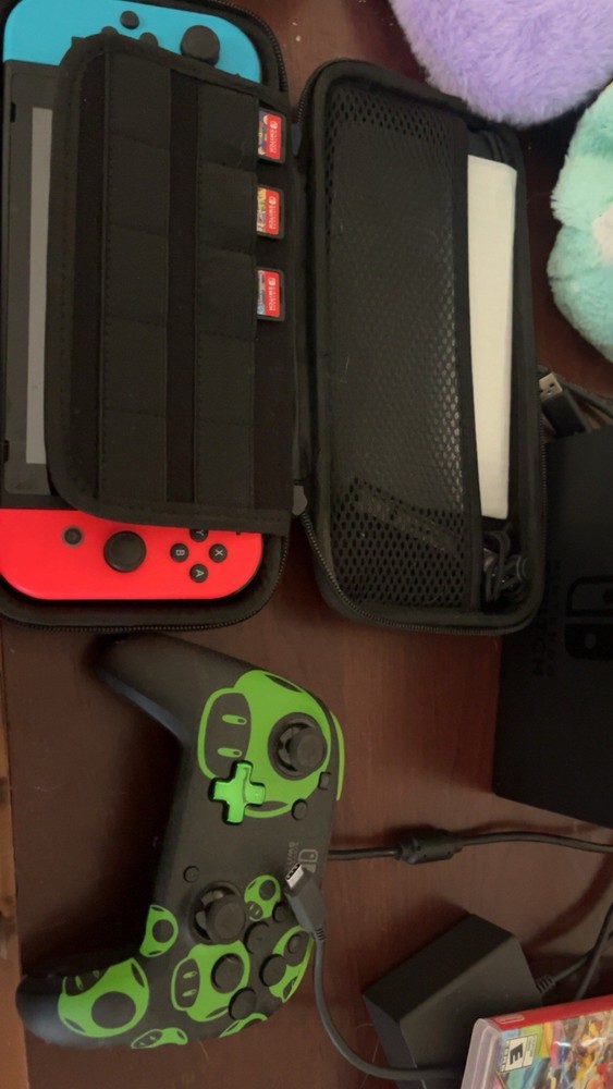 Nintendo Switch Console Red/Blue Joy-Con, Dock, Accessories, Wi-Fi, HDMI