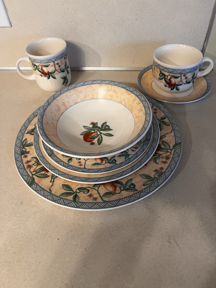 Golden Pears Johnson Bros 1 Place Setting 7 Pc 1996 - 1998 Discontinued  England