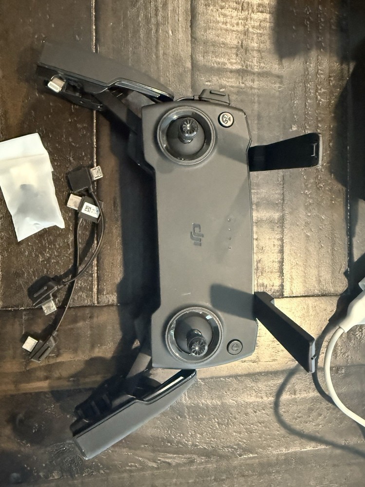 DJI Mini SE Drone Combo