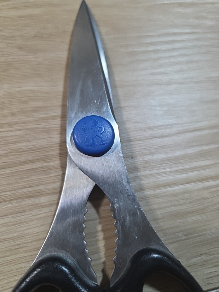 J.A. Henckels International - KITCHEN SCISSORS / SHEARS