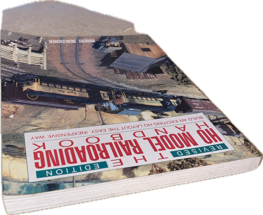 HO Model Railroading Handbook - Design Layout / In-Depth Illustrated Book