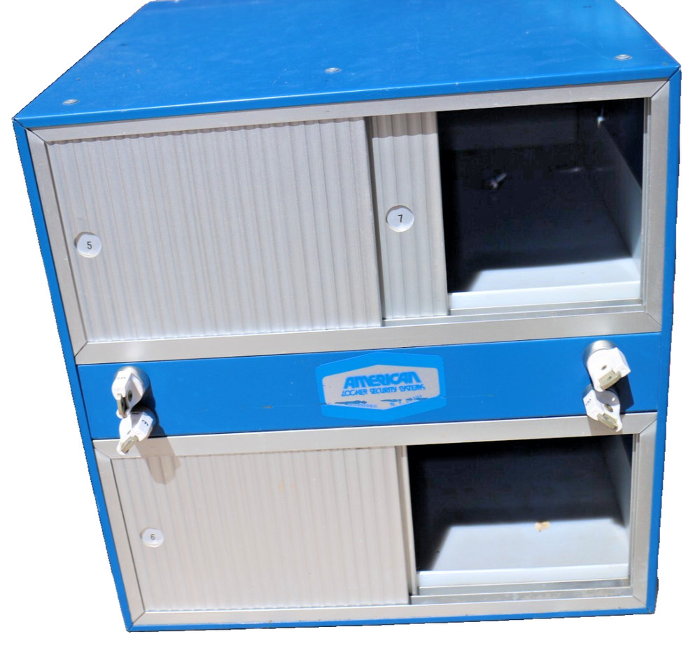 American Locker Security System 4-Door Gun Locker w keys