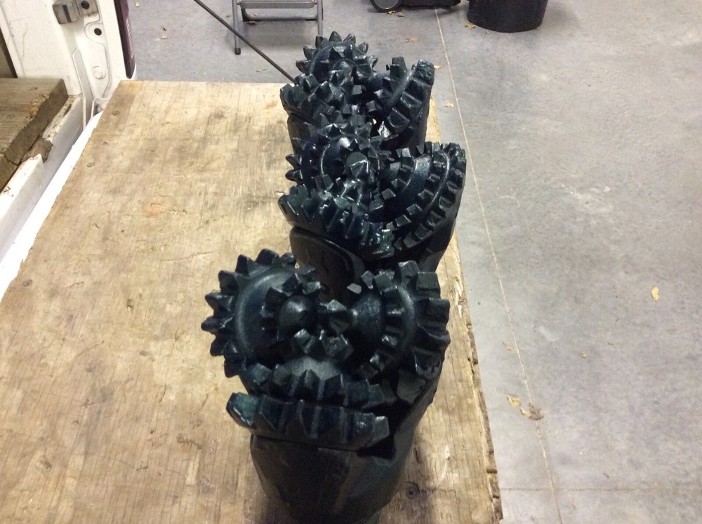 6 1/8 tooth bit