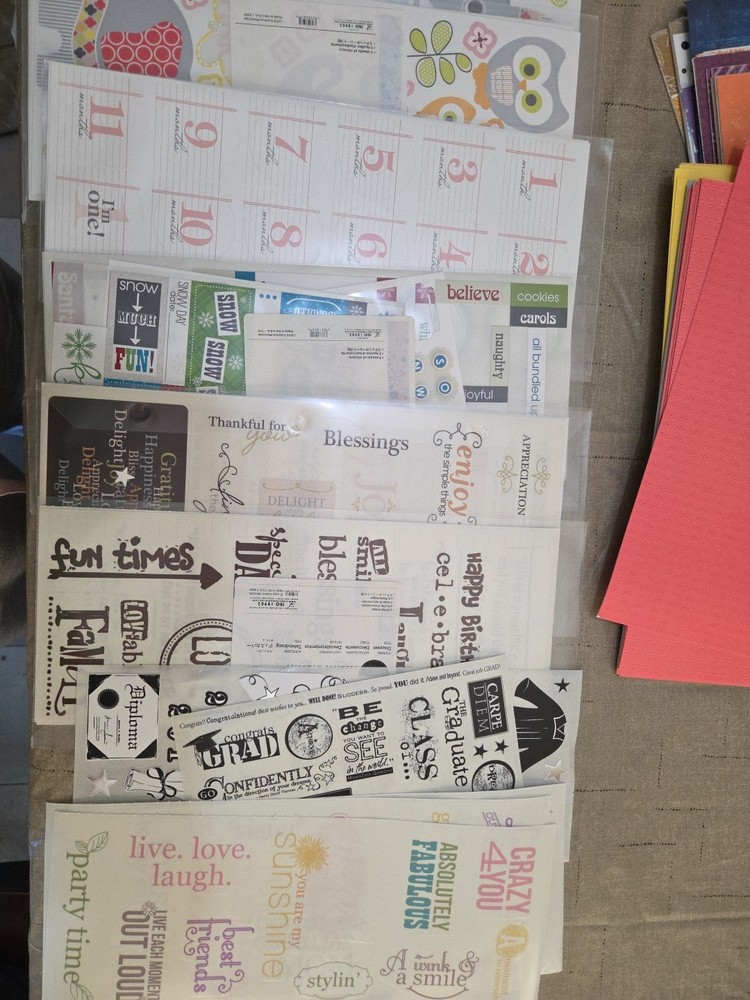 Creative Memories 200+ Pieces Papers/Borders/Stickers Ect. Case Included