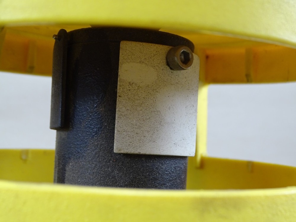 AGL Lasers Rotary Electronic Laser Level w/ Case , EAGL2