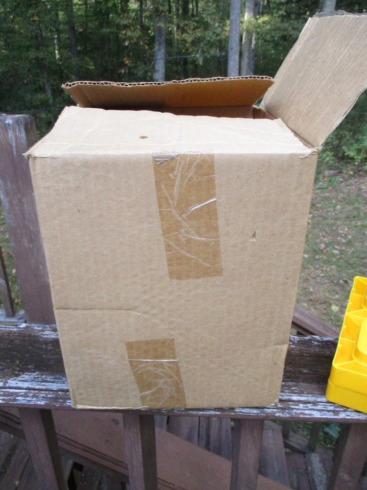 Camco Heavy Duty RV Leveling Blocks Durable Resin Interlocking Blocks Stack (10)