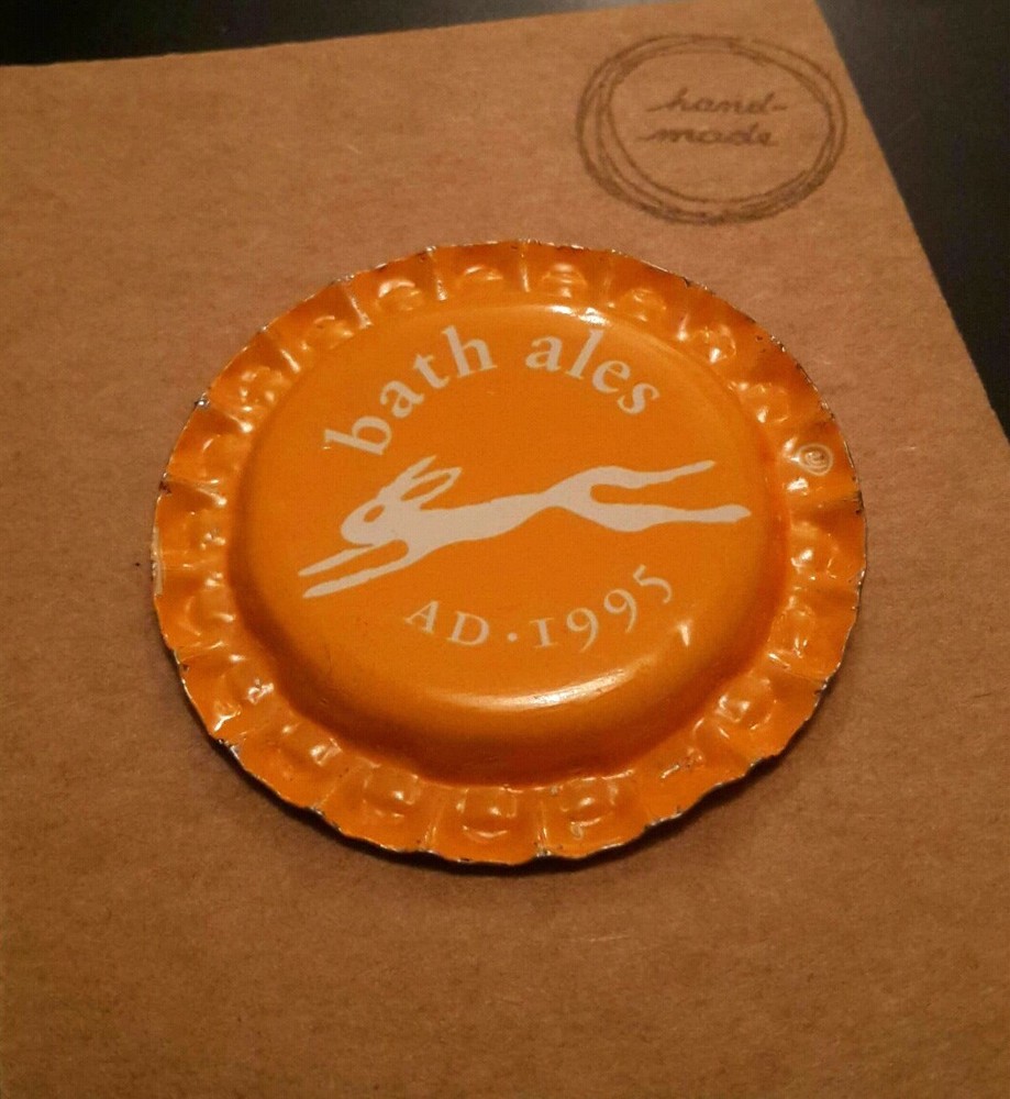 BOTTLE CAP FRIDGE MAGNET BATH ALES. ORANGE