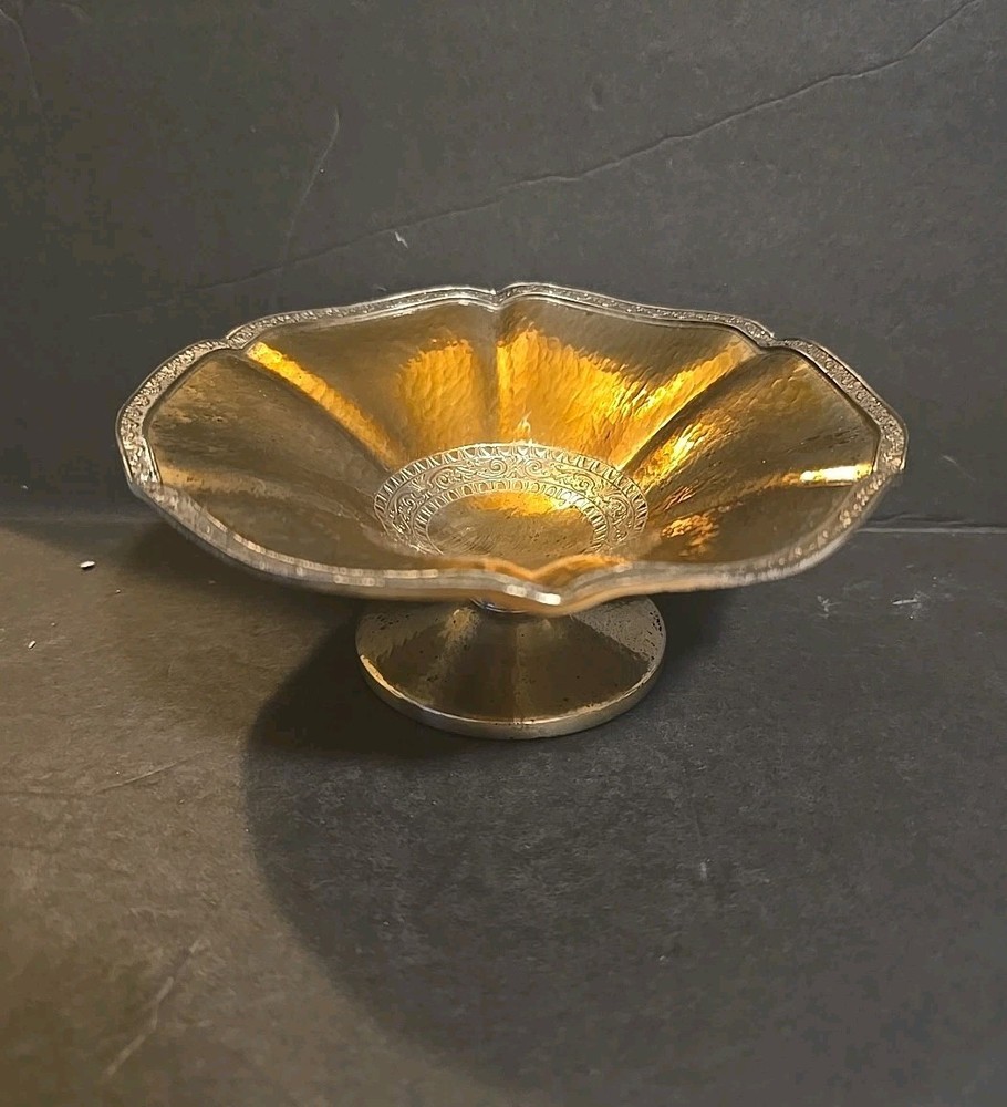 Vintage 6" Round  Pedestal Candy/ Trinket Dish Nickel Silver Plate Made In  USA