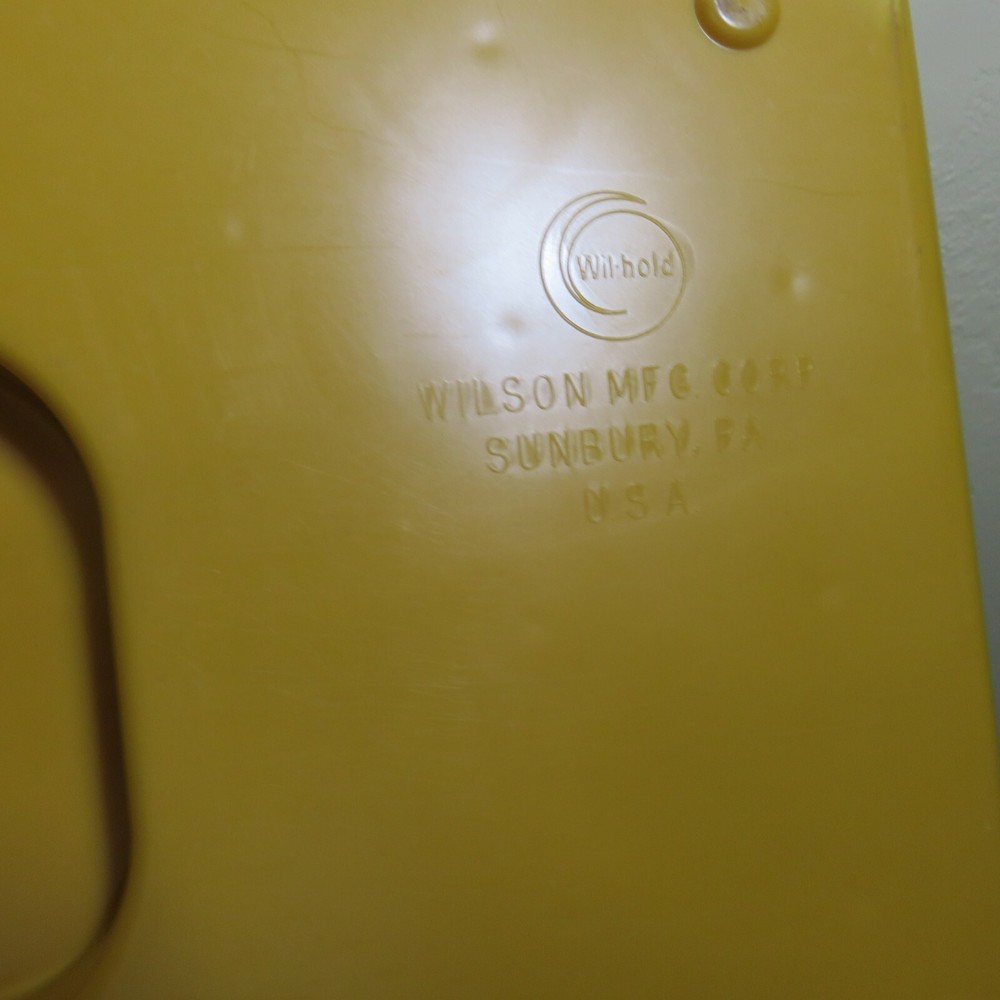 Vintage Wilson Thread Spool Bobbin Storage Box Gold with Thread