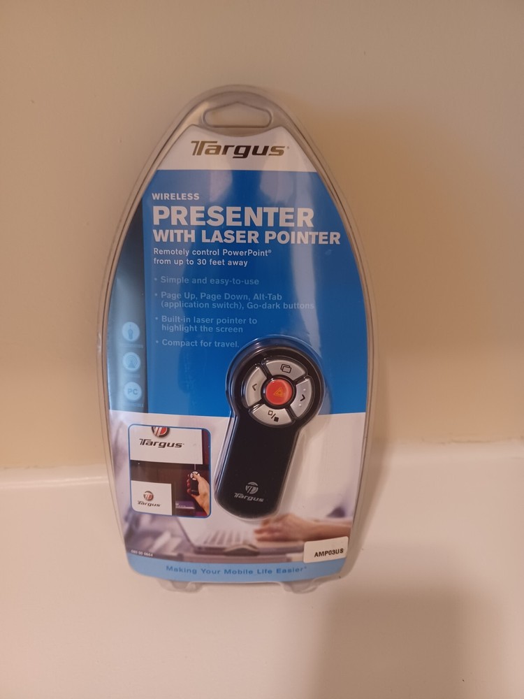 Targus Wireless Presenter with Laser Pointer 30 Ft Range AMP03US New