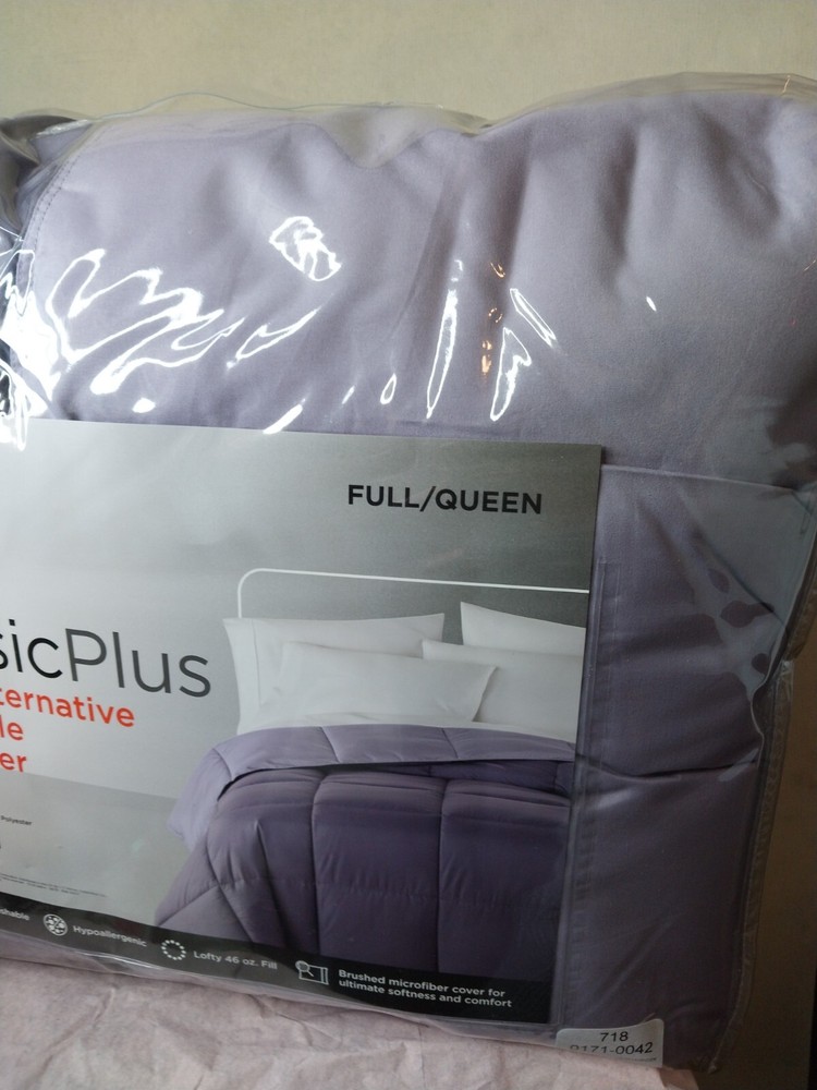 Home Expressions Classic Plus Down Alternative Reversible Comforter Full/Queen