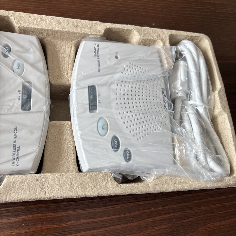 Radio Shack 2 Channel Intercom System 43-3106 2 Intercoms NEW Sealed