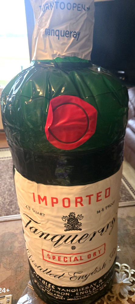 HUGE 27” Tanqueray Gin LARGE DISPLAY DUMMY BOTTLE Store Display (EMPTY)
