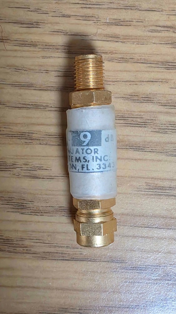 Elcom Systems Inc. Attenuator Model AT-53-9 dB (9 dB attenuator)