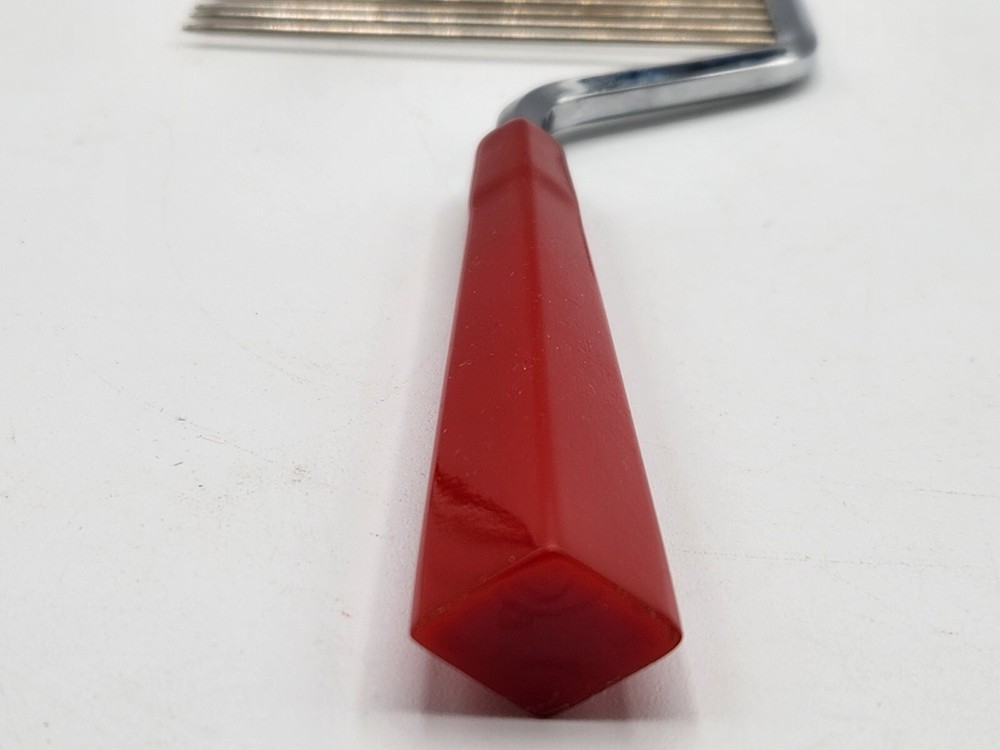 MCM Red Bakelite / Cake Comb / Cake Cutter
