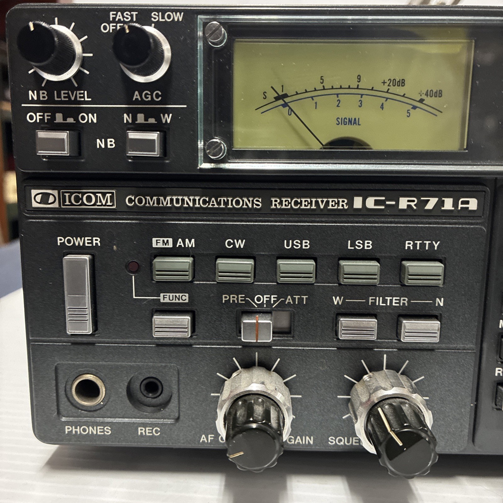 Icom IC-R71A Receiver Shortwave AM SSB CW Radio *CLASSIC DX MACHINE* w/MANUAL