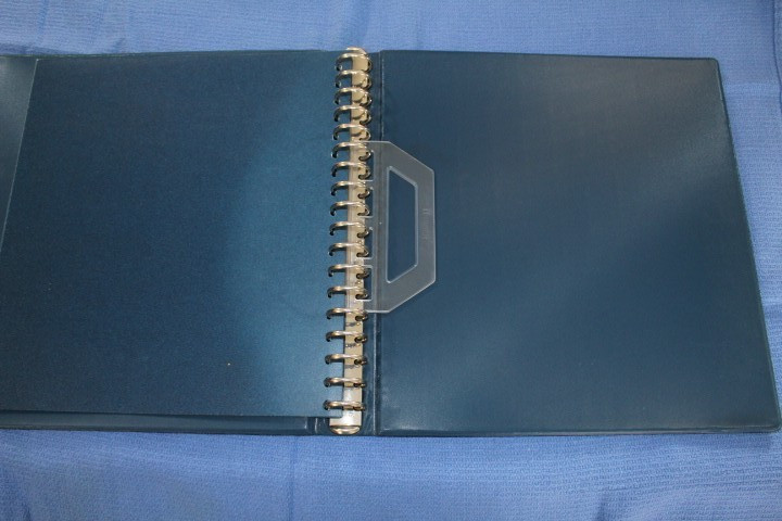 Lindner Blue 18 Ring binder with Dustcase BlueLakeStamps SUPER