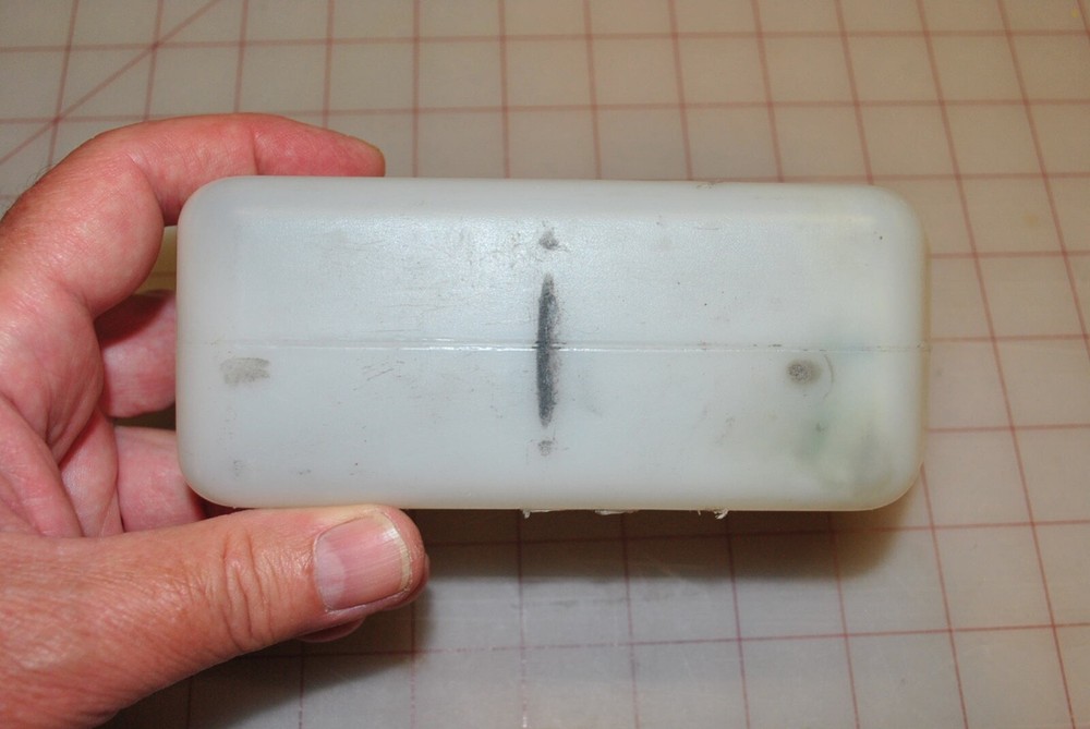 Hirobo Freya .90 size fuel tank.