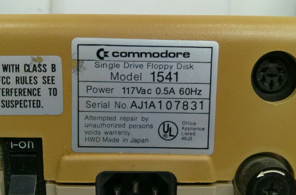 Commodore 1541 Single Floppy Disk Drive (BR978H1541) W Manual