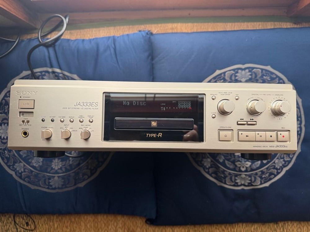 SONY MDS-JA333ES MD Deck MDLP TYPE-R Read Description  Japan