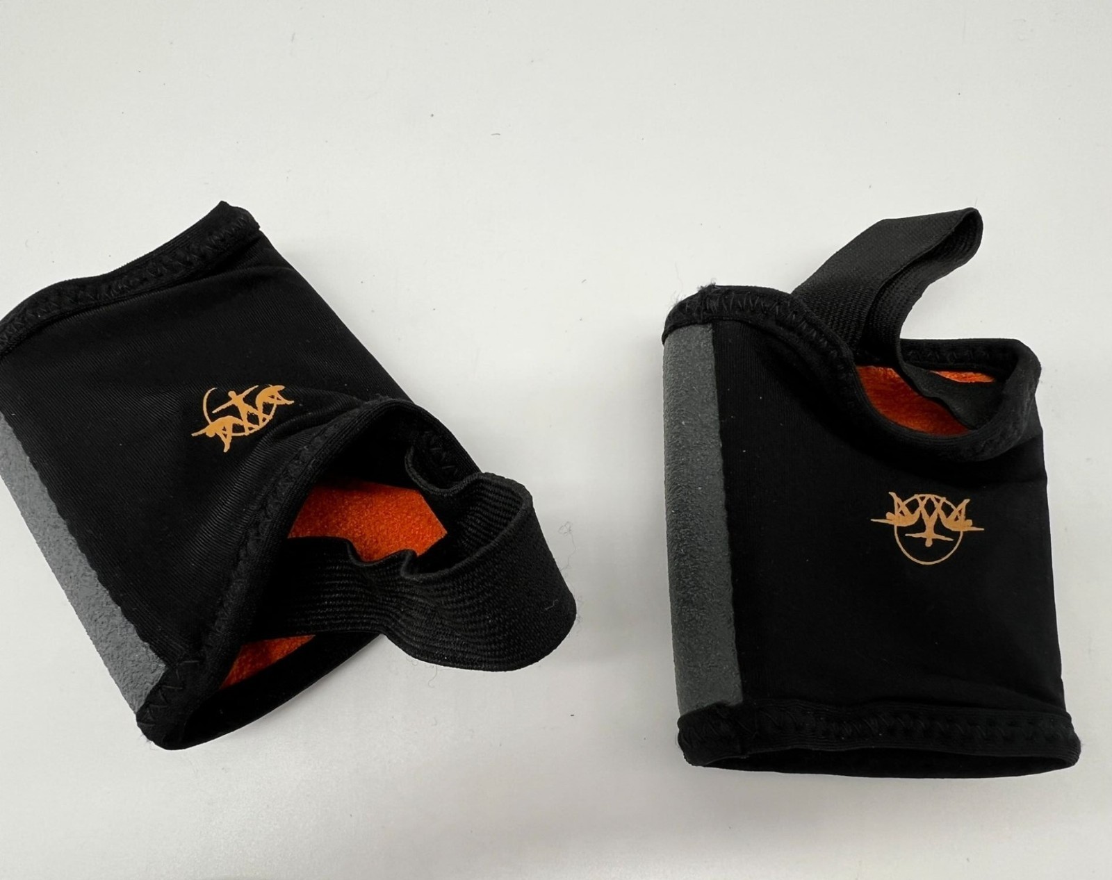 Yoga Paws Womens Mesh & Terry Cloth Grip Gloves & Socks Size 2 Black