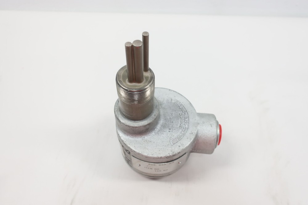 Fluid Components 8-66R Liquid Level Sensor 120v-ac