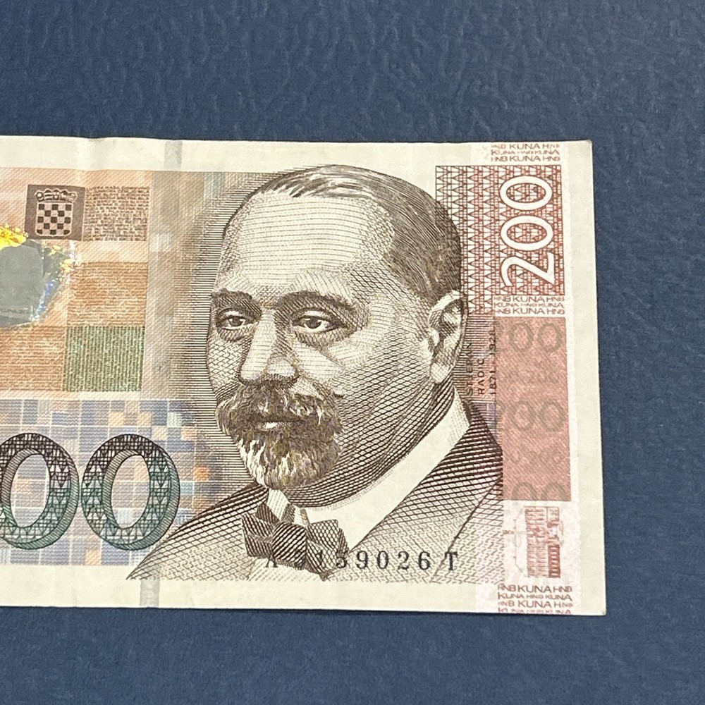 Croatia- 200 Kuna- 2002