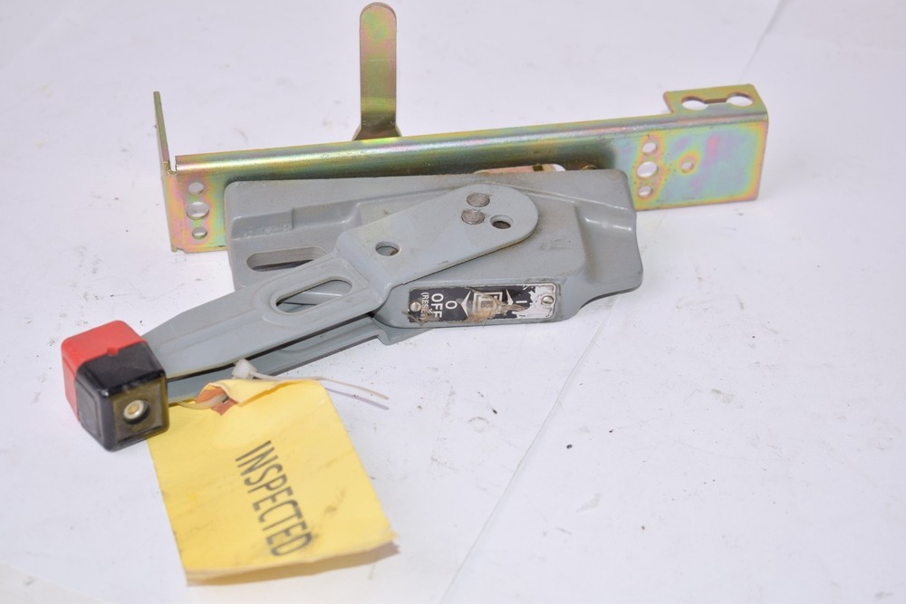 Misc Square D Operating Mechanism Circuit Breaker Switch