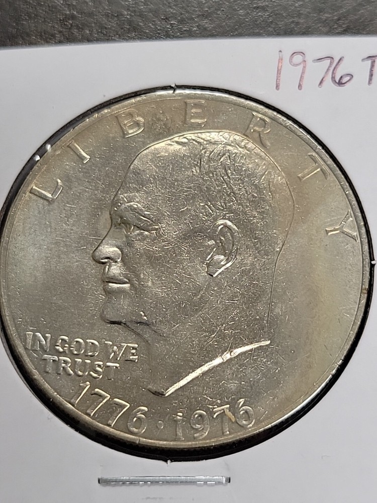 1976 P Type 2 “IKE” Eisenhower Dollar LIGHT TONING