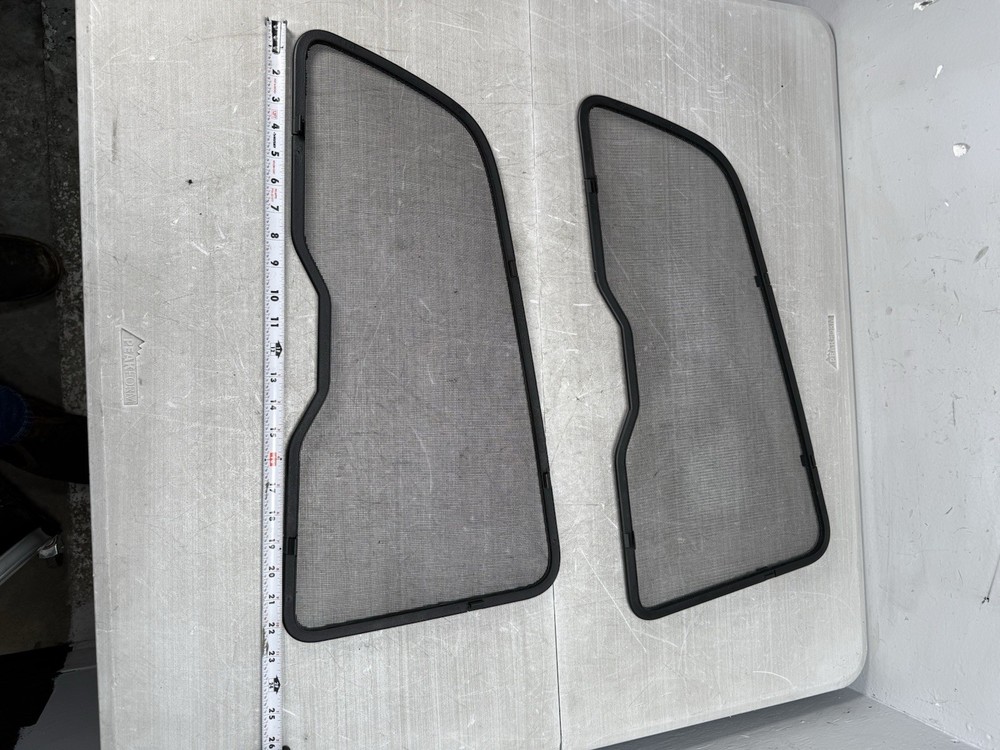 2020 peterbilt 579 upper bunk windows screen bug cover *2110*