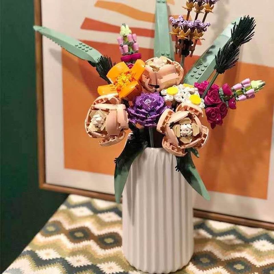 Botanicals Flower Bouquet Building Set - Artificial Flowers for Decoration