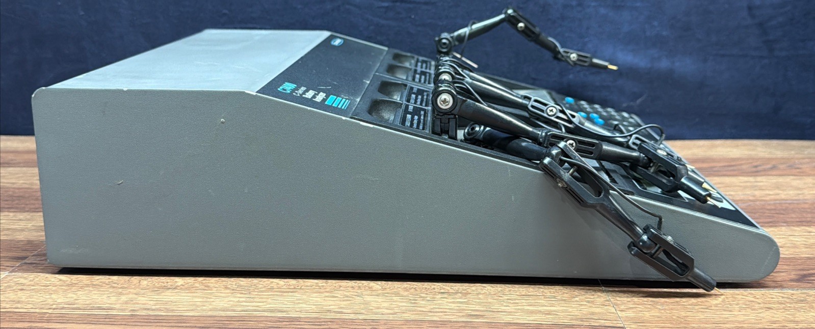 Cadex C7400 C-Series Battery Analyzer