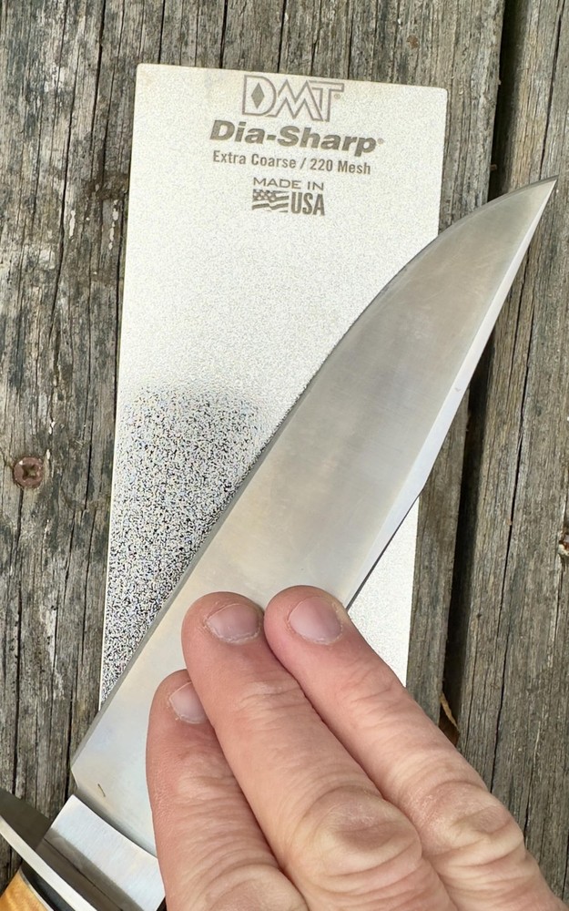 DMT D8X Diamond Dia-Sharp Bench Stone Knife Sharpener - Extra Coarse (220)